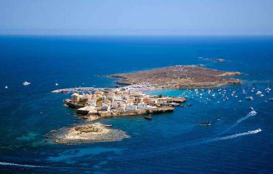 ​La Isla de Tabarca, ideal para una excursión en familia