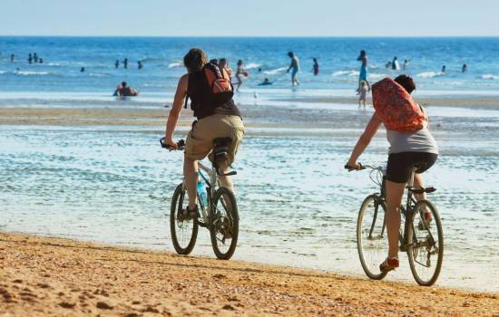 ​Costa Blanca's foreign tourist numbers reach record highs in 2016