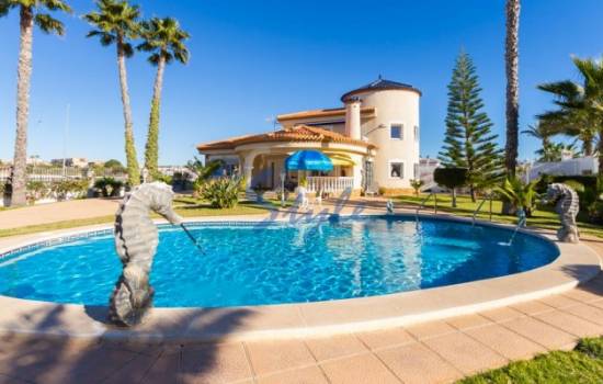 Torrevieja has the cheapest holiday rentals