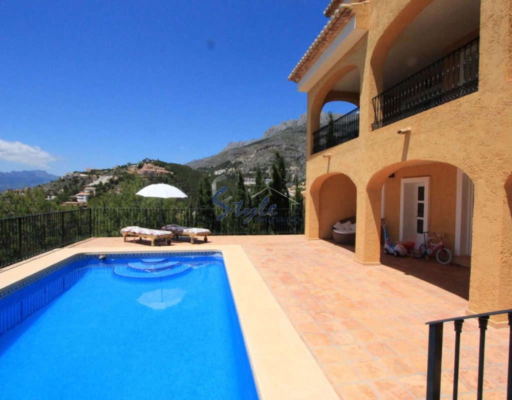 Luxury villa with panoramic views for sale in Altea, Spain 378-2