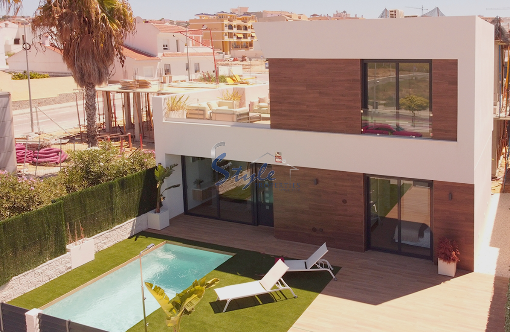 Nueva villa en venta cerca al mar in Alicante, Costa Blanca ON002