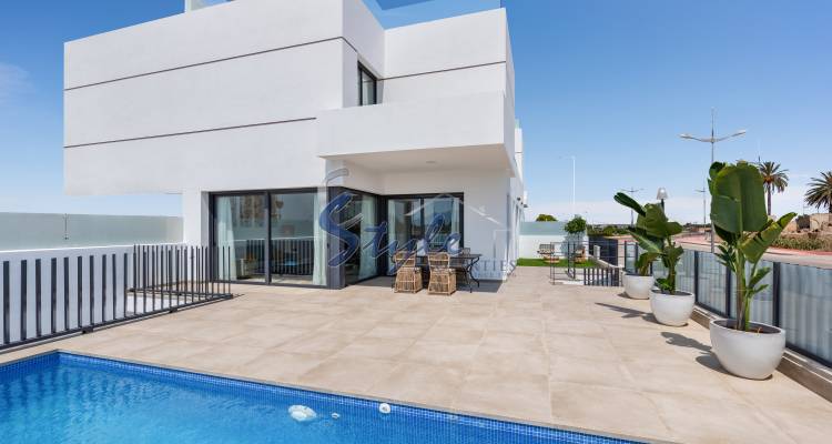 For sale new build detached house with private pool in Costa Blanca ON651