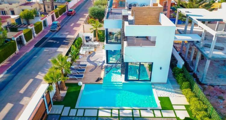 Modern villa for sale in La Florida, Torrevieja, Costa Blanca, Spain. ON1468