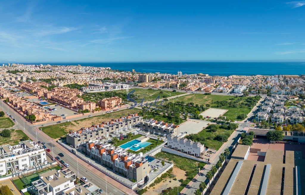 New build townhouses for sale in Torrevieja, Costa Blanca, Spain. ON1698
