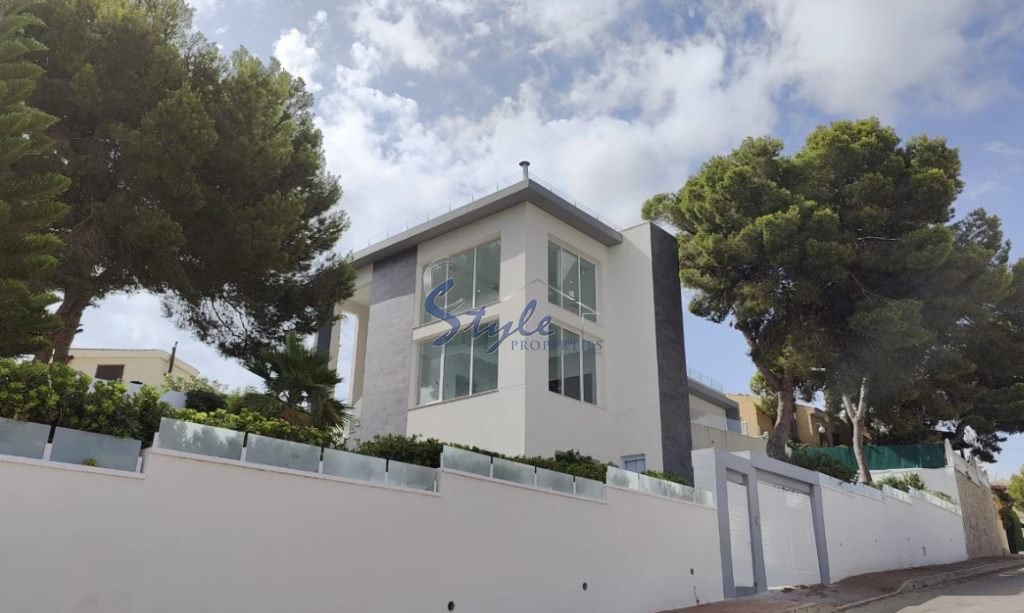 New build villa for sale in Los Balcones, Torrevieja, Costa Blanca. ON1756
