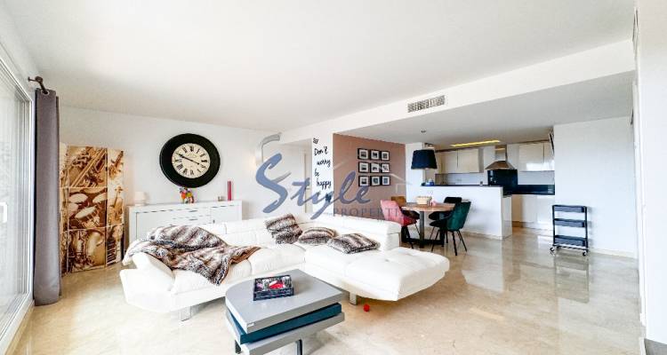 3-bedroom apartment for sale with sea views in La Recoleta, Punta Prima, Costa Blanca. ID1603