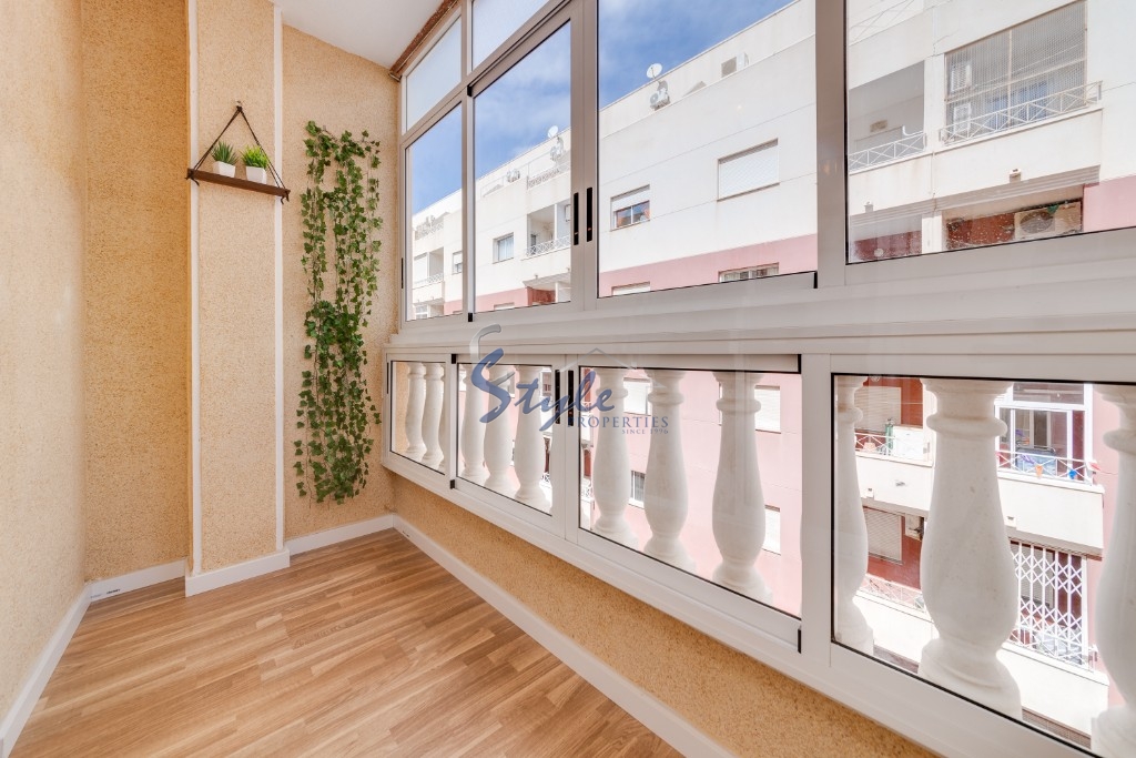 Buy apartment with pool in Torrevieja. ID 6157