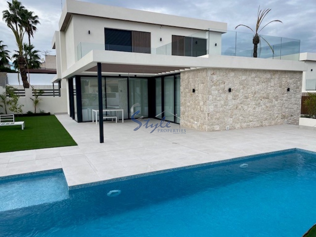 Villas de nueva construcción en venta en Orihuela Costa, Costa Blanca, España. ON1781