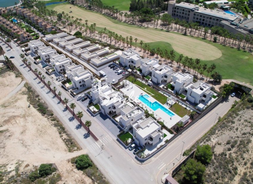 Adosadas en venta en La Finca Golf, Costa Blanca, España. ON1704_D