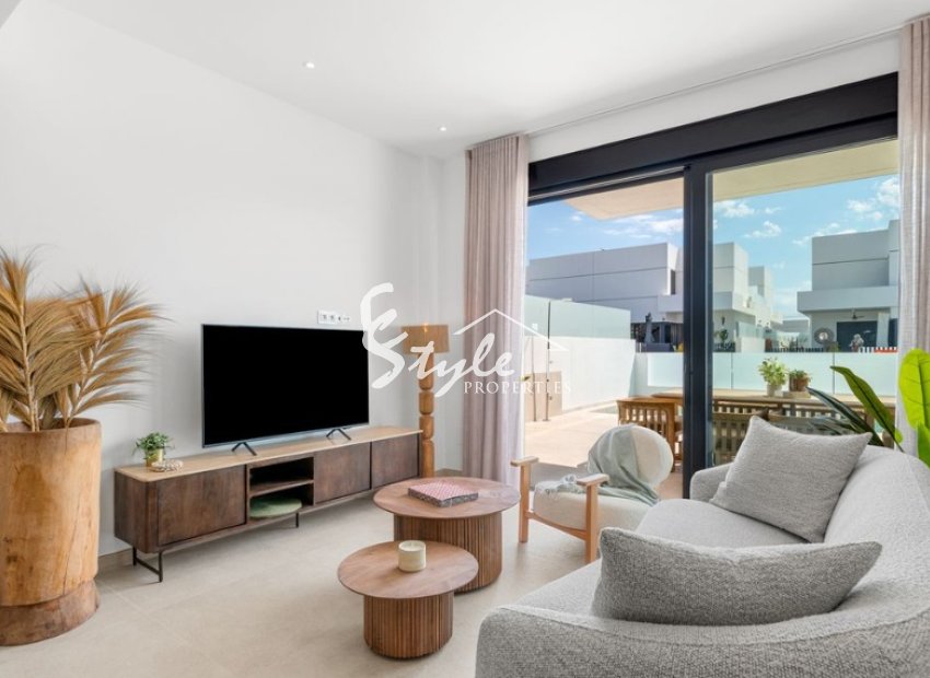 Adosado de obra nueva en venta en Dolores, Costa Blanca, España. ON1896