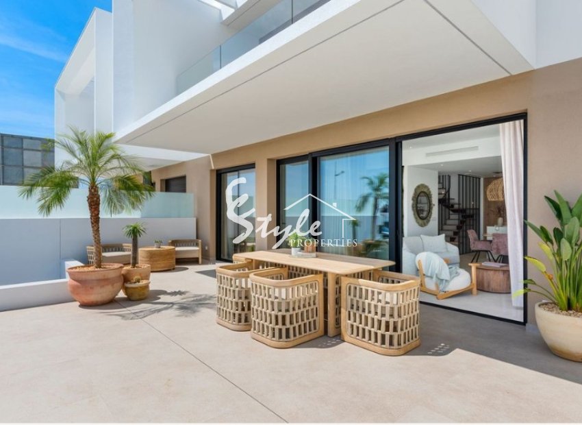 Adosado de obra nueva en venta en Dolores, Costa Blanca, España. ON1896