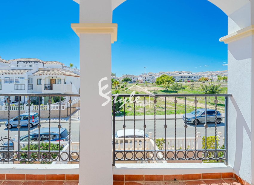 Adosado en venta en Cinuelica R7, Punta Prima, Costa Blanca, España ID2949