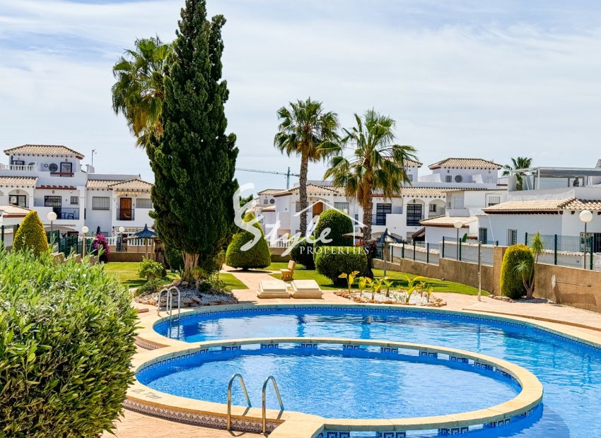 Adosado en venta en Cinuelica R7, Punta Prima, Costa Blanca, España ID2949