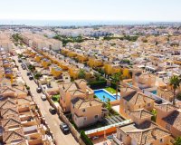 Adosado en venta en Royal Park, Los Altos, Punta Prima, Costa Blanca, España.ID1377