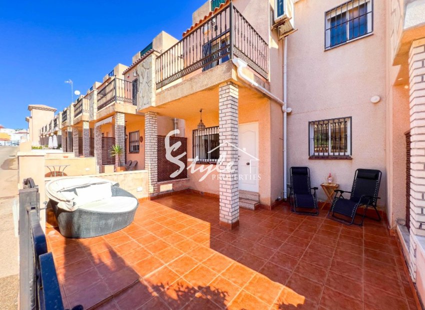 Adosado en venta en Royal Park, Los Altos, Punta Prima, Costa Blanca, España.ID1377