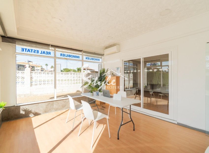 Alquiler larga estancia - Commercial - Orihuela-Costa - La Zenia
