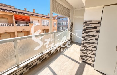 Apartament  - Resale - Torrevieja - Playa De Los Náufragos