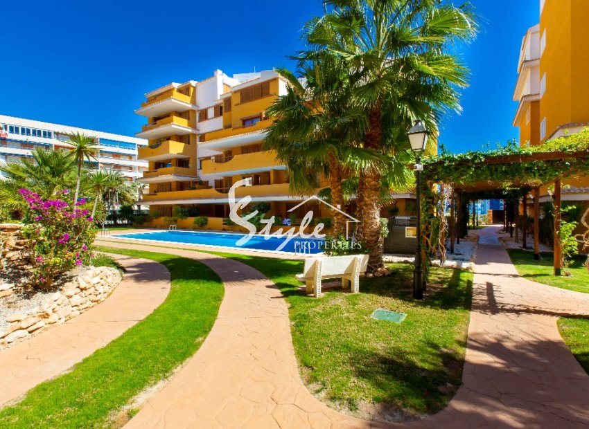 Apartamento en venta en La Entrada, Punta Prima