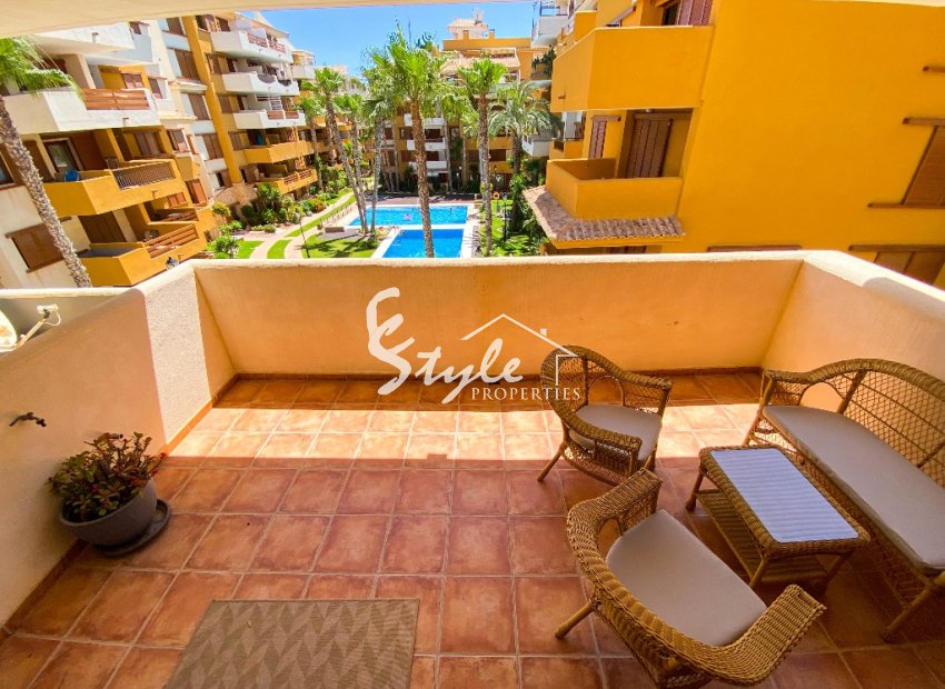 ?Apartamento en venta en la Recoleta en Punta Prima, Costa Blanca, España. ID3433