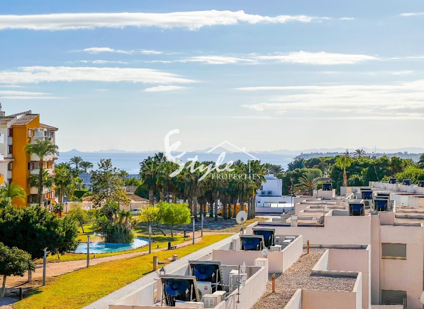Apartamento en venta en urbanización de lujo Panorama park, Punta Prima, Costa Blanca ID