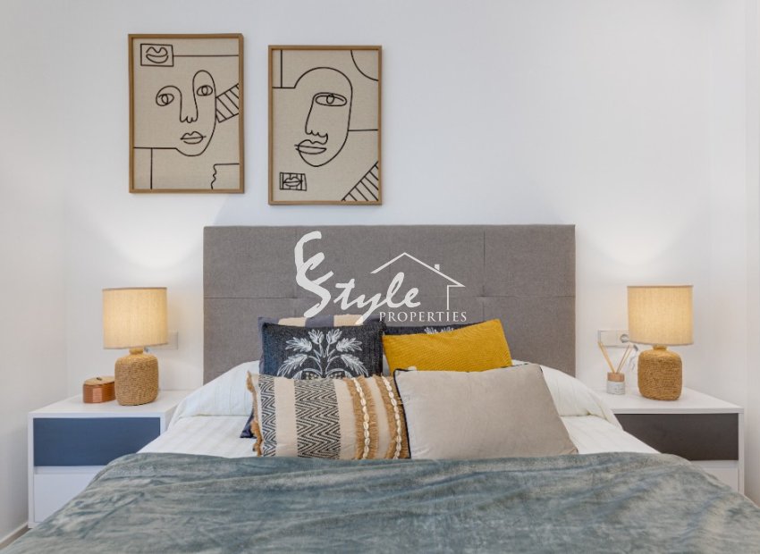 Apartamento nuevo en venta cerca de la playa en Arenales del Sol, Costa Blanca, España.ON1555