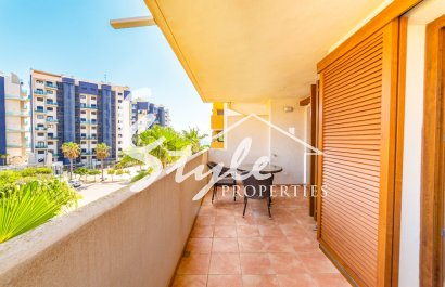 Apartamento - Reventa - Punta Prima - EE2773