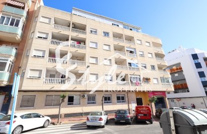 Apartamento - Reventa - Torrevieja  - Torrevieja