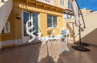 Apartamento - Вторичное жилье - Torrevieja - El Chaparral