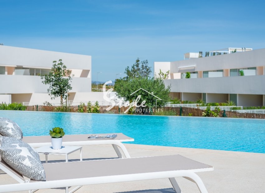 Apartamentos de dos dormitorios en venta en el nuevo complejo residencial en Torrevieja, Costa Blanca Sur, España