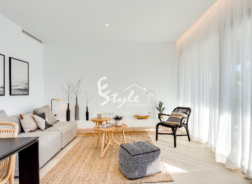 Apartamentos de dos dormitorios en venta en el nuevo complejo residencial en Torrevieja, Costa Blanca Sur, España