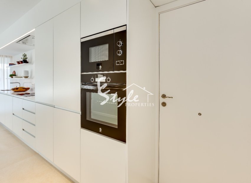 Apartamentos de dos dormitorios en venta en el nuevo complejo residencial en Torrevieja, Costa Blanca Sur, España