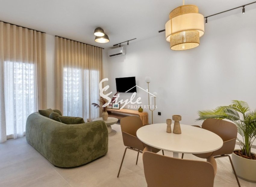 Apartamentos de nueva construcción en planta baja en venta cerca del mar en Torrevieja, Costa Blanca, España ON1901