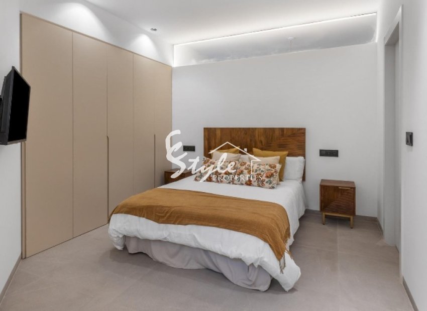 Apartamentos de nueva construcción en planta baja en venta cerca del mar en Torrevieja, Costa Blanca, España ON1901