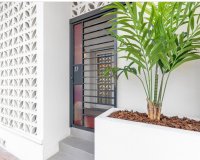 Apartamentos de nueva construcción en planta baja en venta cerca del mar en Torrevieja, Costa Blanca, España ON1901