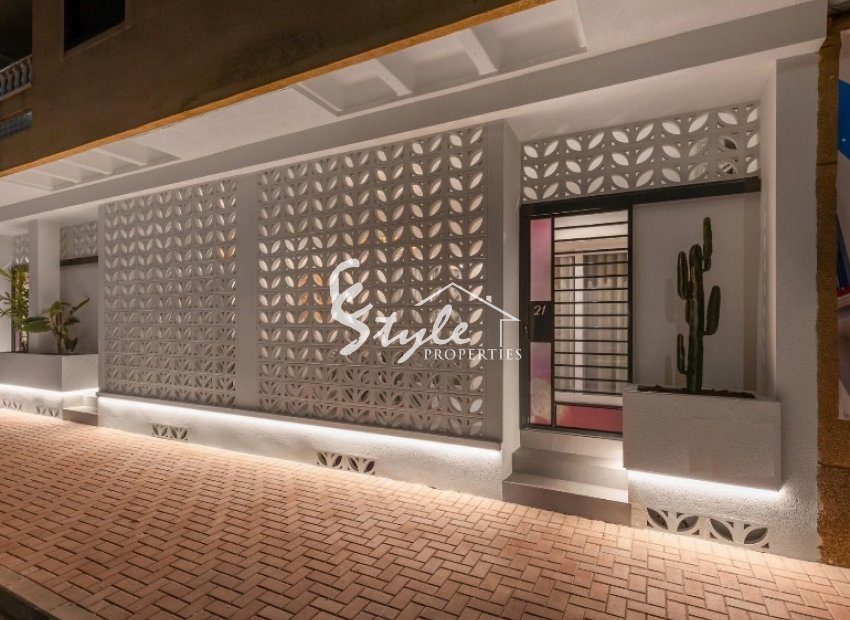 Apartamentos de nueva construcción en planta baja en venta cerca del mar en Torrevieja, Costa Blanca, España ON1901