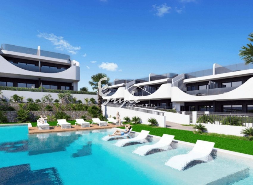 Apartamentos de nueva construcción en venta en San Miguel de Salinas, Costa Blanca, España. ON1881