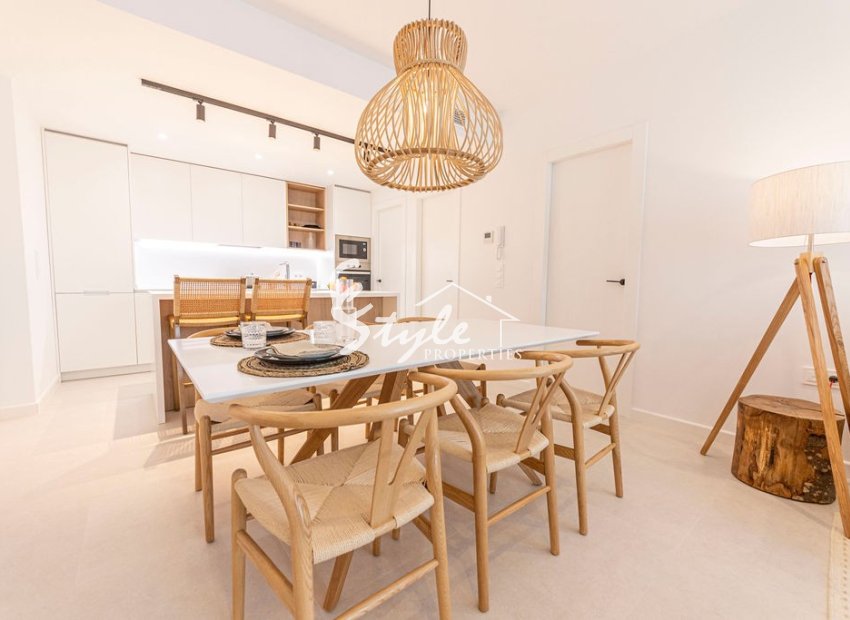 Apartamentos de obra nueva en venta en Pilar de la Horadada, Costa Blanca, España.ON1479_B