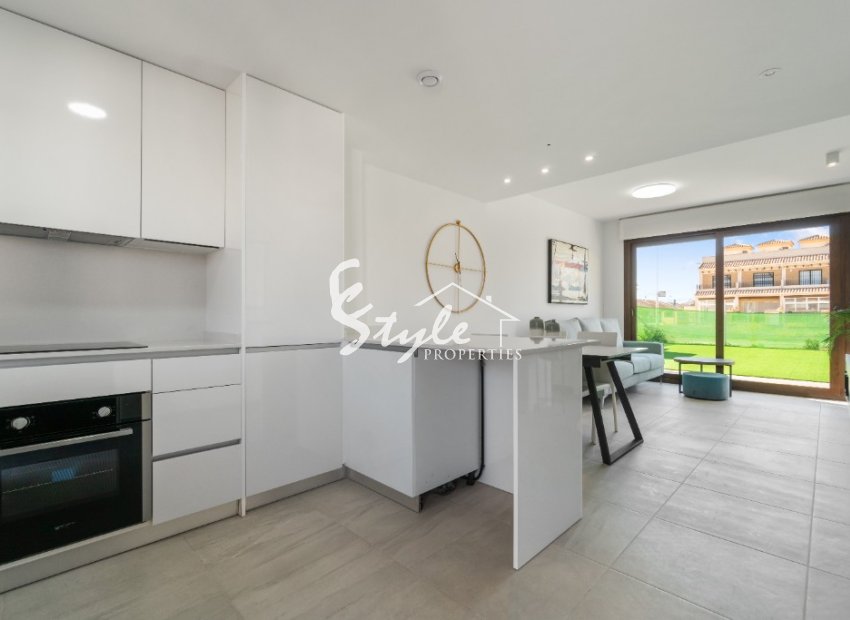 Apartamentos de obra nueva en venta en San Pedro del Pinatar, España.ON1474_B