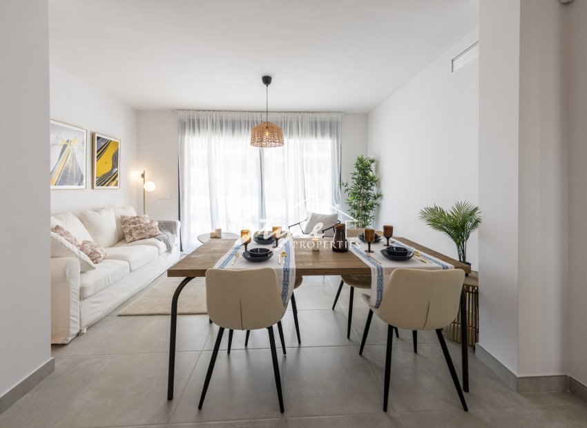 Apartamentos de obra nueva en venta en Villamartín, Costa Blanca, España. ON1456_B