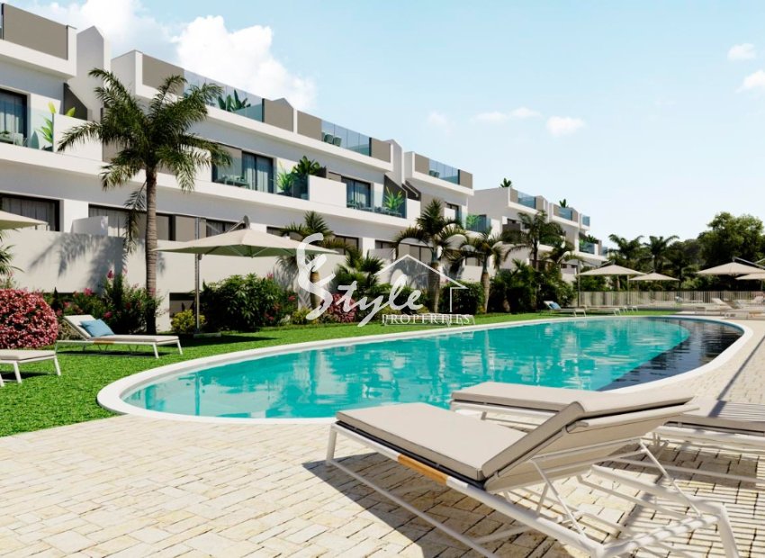 Apartamentos dúplex en venta en Los Balcones, Torrevieja, Costa Blanca, España. ON1463_A