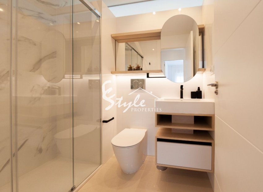 Apartamentos modernos en venta en Quesada, Costa Blanca Sur, España. ON1644_A