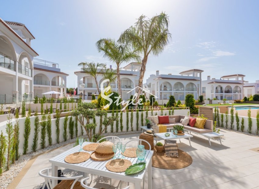 Apartamentos modernos en venta en Quesada, Costa Blanca Sur, España. ON1644_B