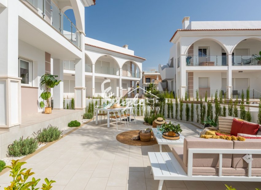 Apartamentos modernos en venta en Quesada, Costa Blanca Sur, España. ON1644_B