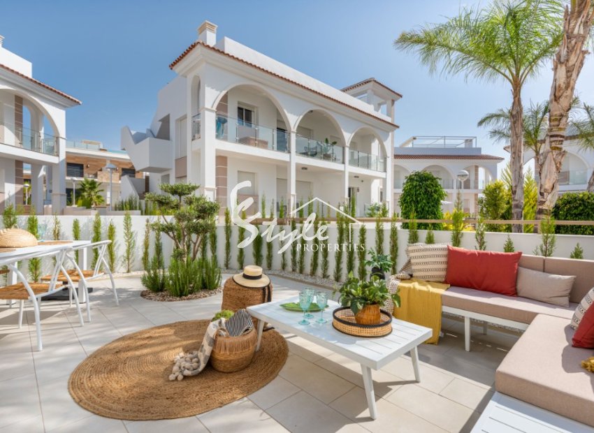 Apartamentos modernos en venta en Quesada, Costa Blanca Sur, España. ON1644_B