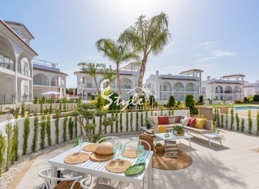 Apartamentos modernos en venta en Quesada, Costa Blanca Sur, España. ON1790_B