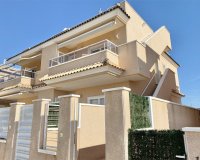Apartment with private solarium for sale in Vista Azul, Punta Prima, Costa Blanca, Spain. ID3781