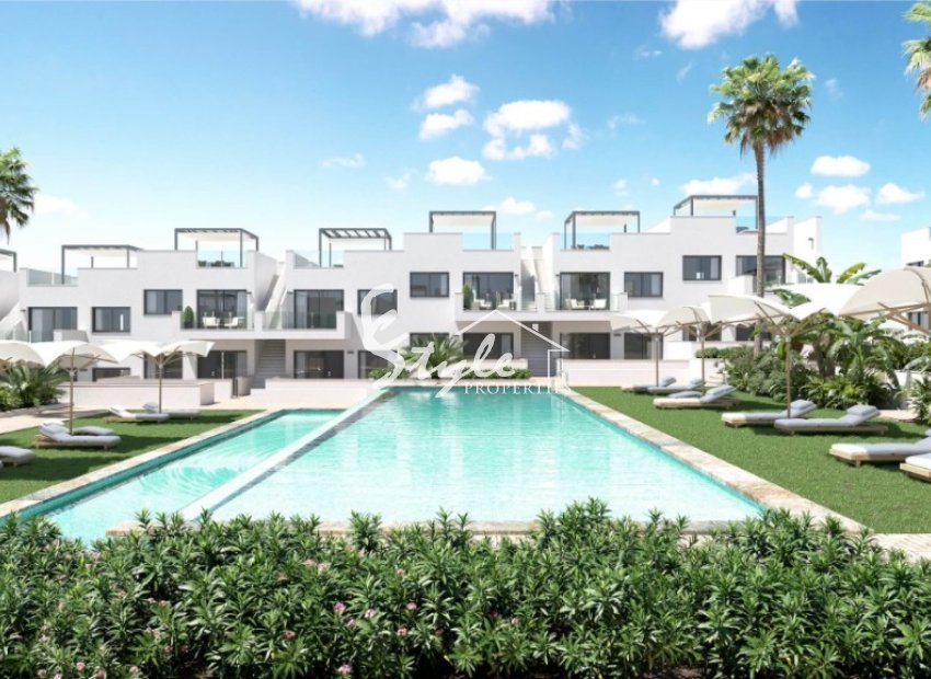 Apartments for sale in a new complex en Torrevieja, Costa Blanca, Spain. ON1731_A