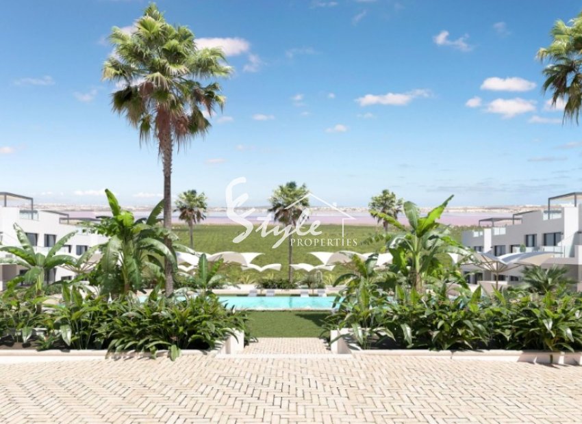 Apartments for sale in a new complex en Torrevieja, Costa Blanca, Spain. ON1731_B