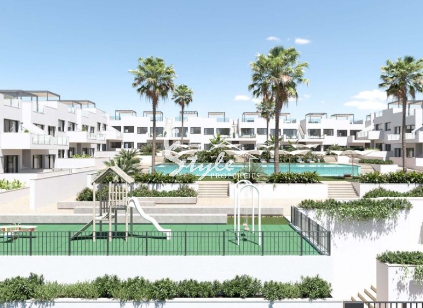 Apartments for sale in a new complex en Torrevieja, Costa Blanca, Spain. ON1731_B