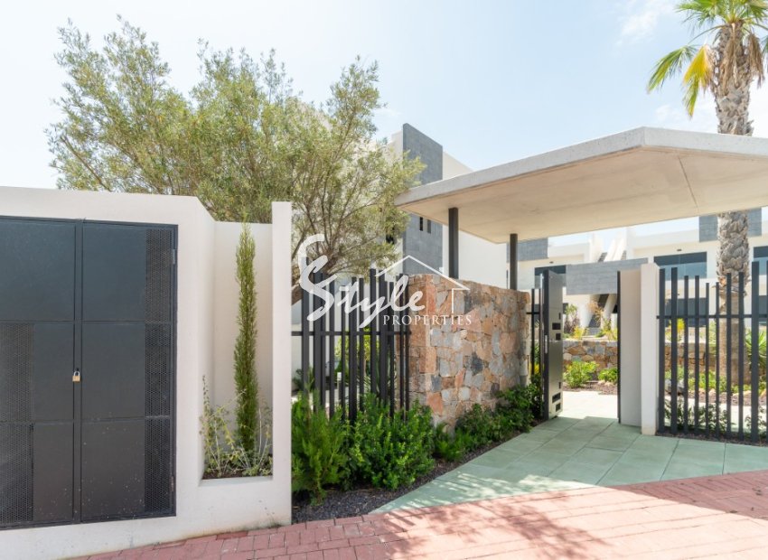 Apartments for sale in a new complex in Los Balcones, Torrevieja, Costa Blanca, Spain. ON1440_A